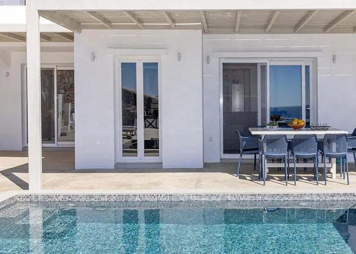 Οrmos Seaside Villa A With Private Pool Casa vacanze Tínos