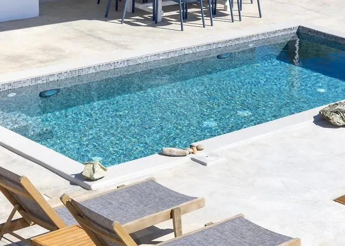 Οrmos Seaside Villa A With Private Pool Casa vacanze Tínos