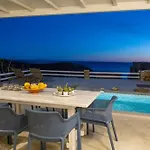 Σπίτι διακοπών οrmos Seaside A With Private Pool *